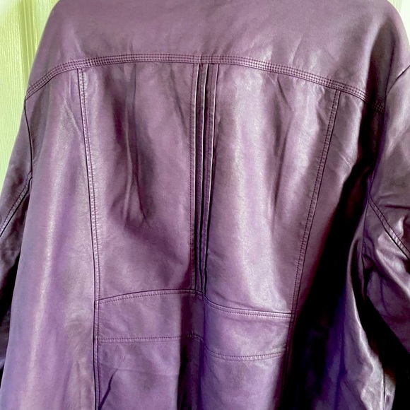 Purple leather style woman’s jacket. Brand new, never worn. Perfect for Spring - Picture 1 of 2